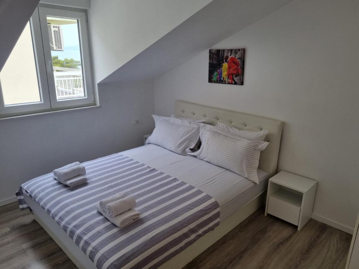 Apartmani Tolj Makarska Exteriör bild