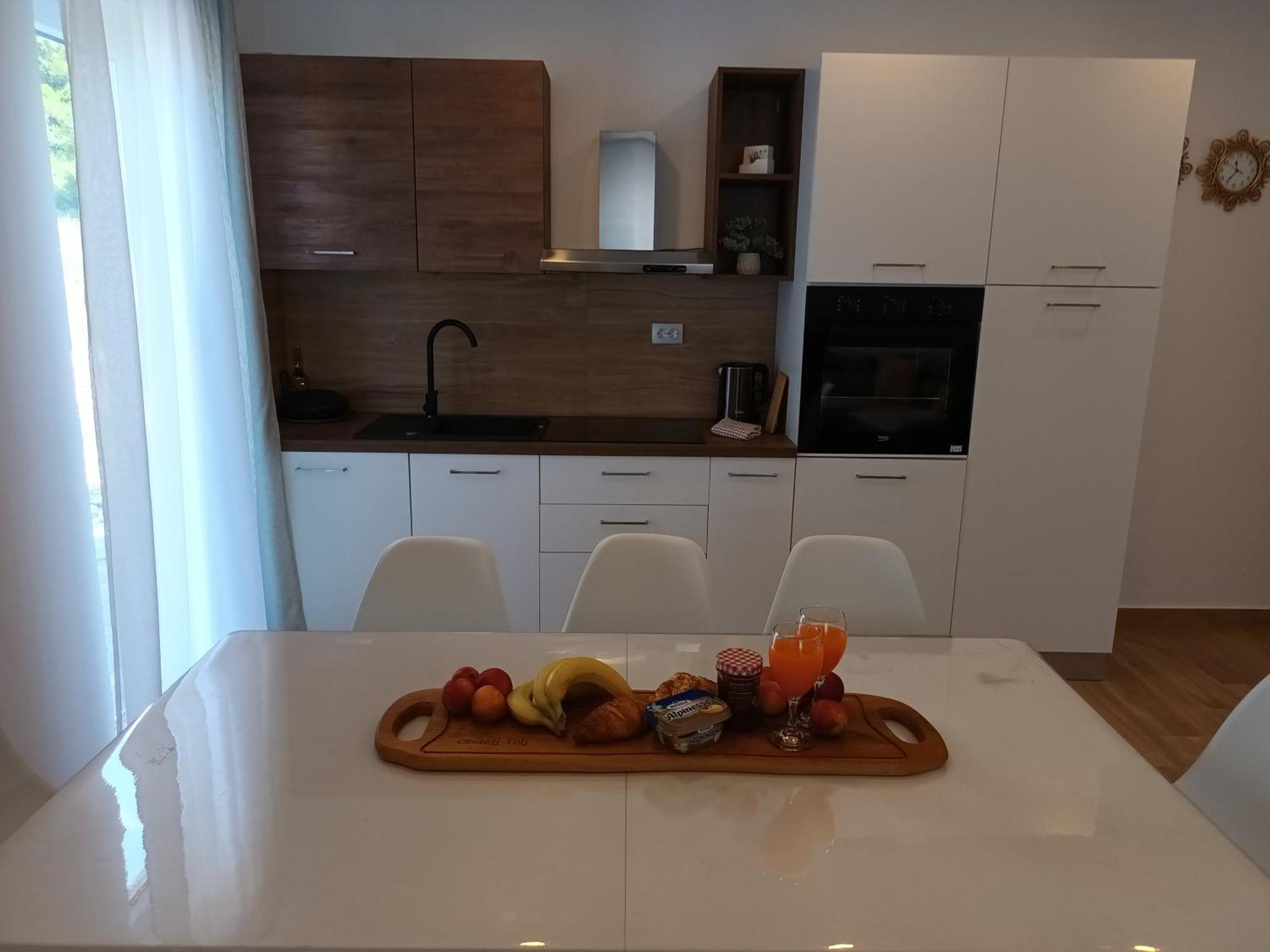 Apartmani Tolj Makarska Exteriör bild