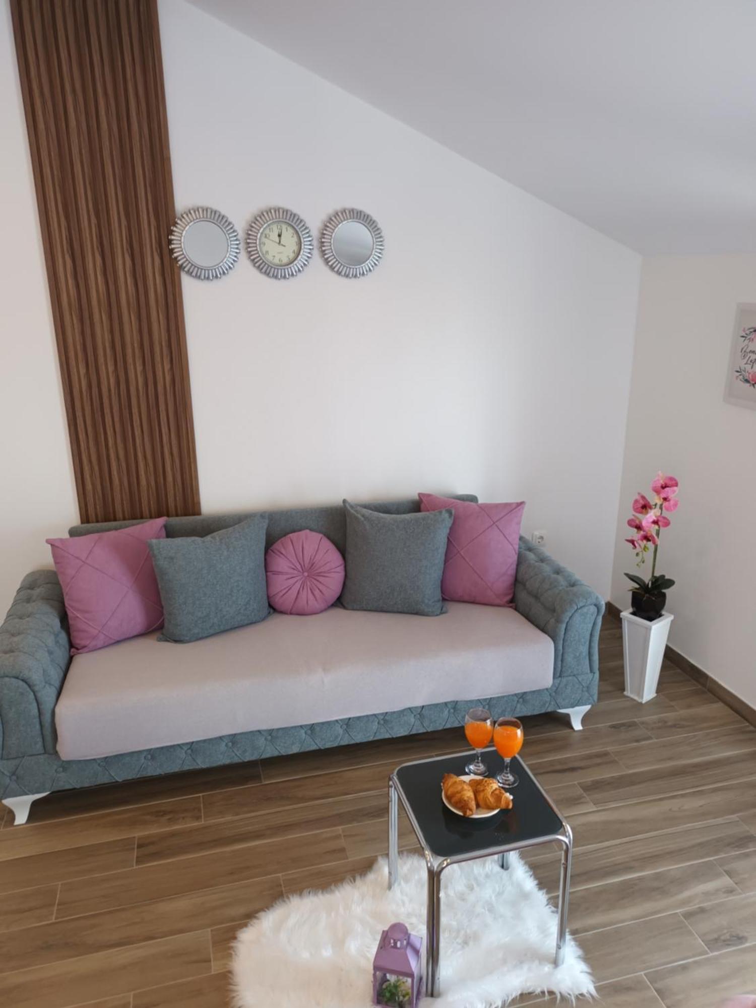 Apartmani Tolj Makarska Exteriör bild