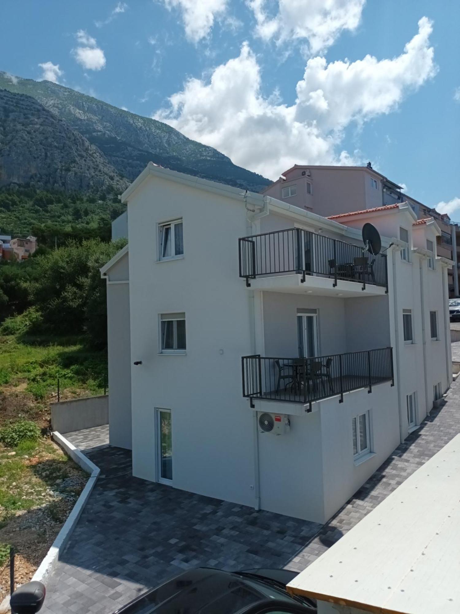 Apartmani Tolj Makarska Exteriör bild