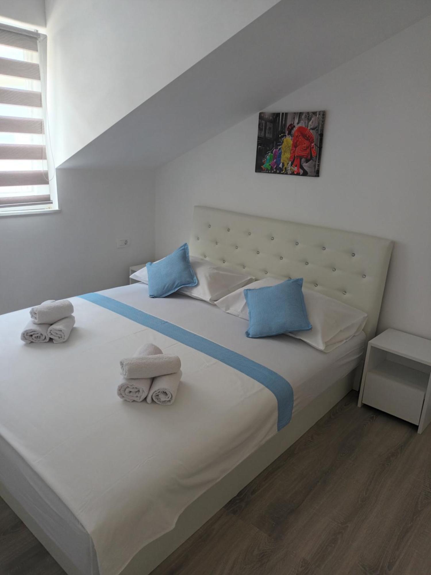 Apartmani Tolj Makarska Exteriör bild